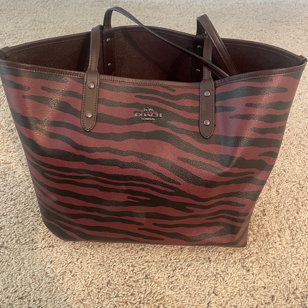 Coach Tote - reversible